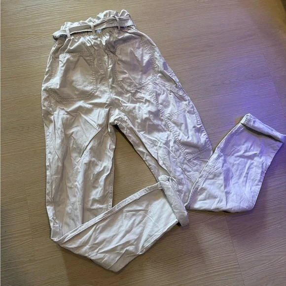 Abercrombie & Fitch Cream Casual Pants - Picture 2 of 4